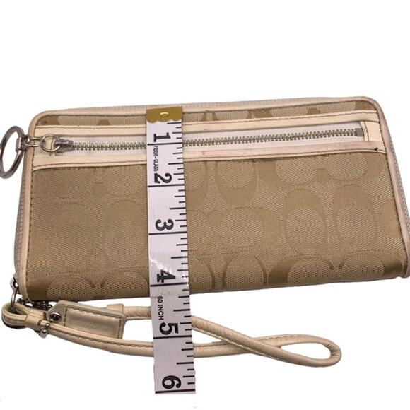 COACH Tan Cream Signature Canvas Wristlet Wallet - Picture 9 of 10